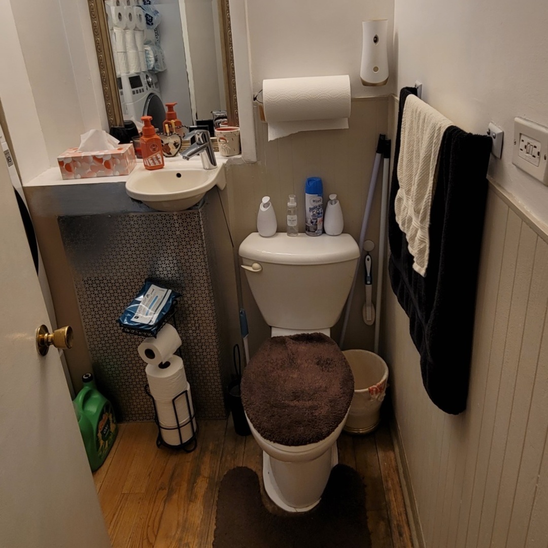 7432 West Gregory Street Chicago IL 60656