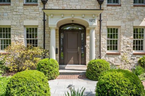 127 Glenwood Avenue Winnetka IL 60093