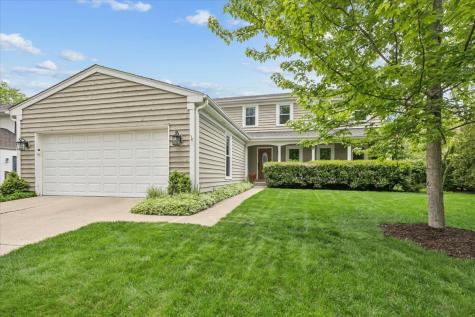 250 Wilshire Road Lake Forest IL 60045
