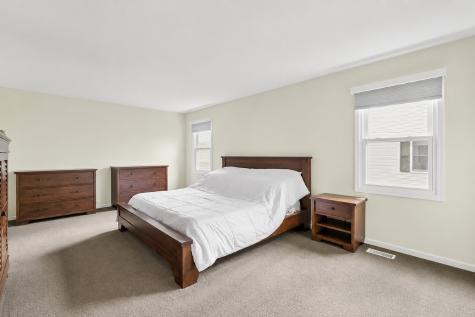 250 Wilshire Road Lake Forest IL 60045