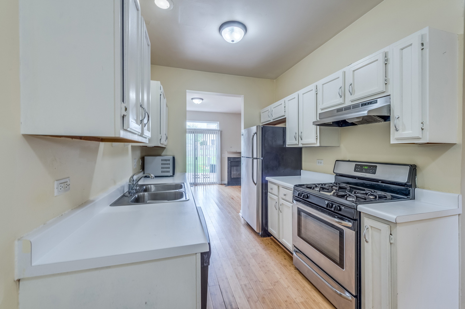 973 Mesa Drive Lake In The Hills IL 60156