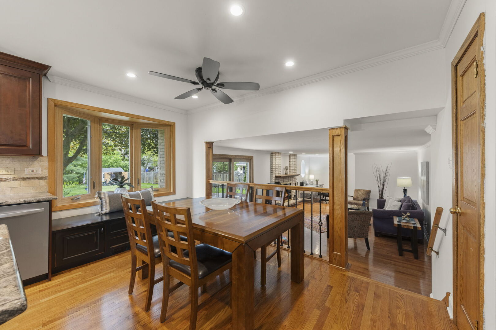 188 South Ellyn Avenue Glen Ellyn IL 60137