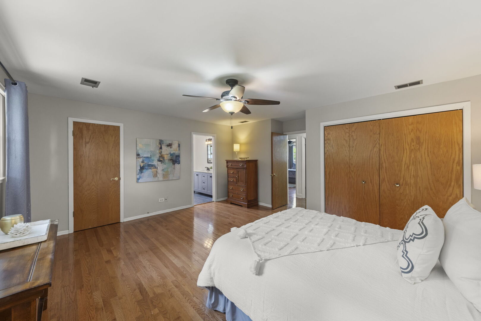 188 South Ellyn Avenue Glen Ellyn IL 60137