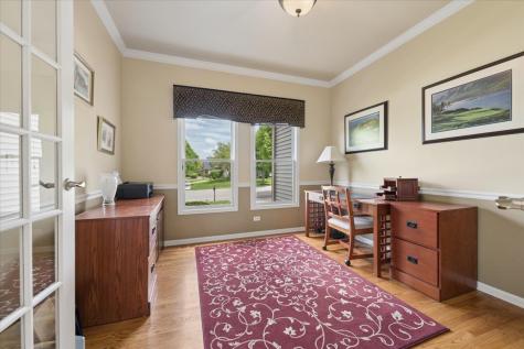 2119 West Thornwood Drive South Elgin IL 60177