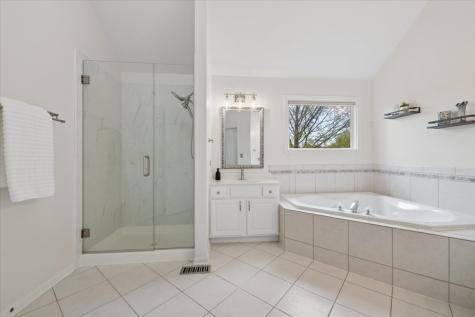 2119 West Thornwood Drive South Elgin IL 60177