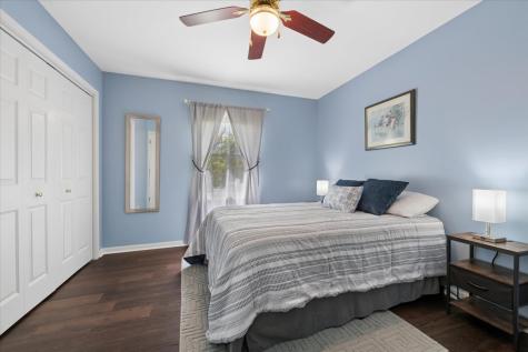 2119 West Thornwood Drive South Elgin IL 60177