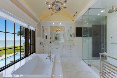 595 Circle Lane Lake Forest IL 60045