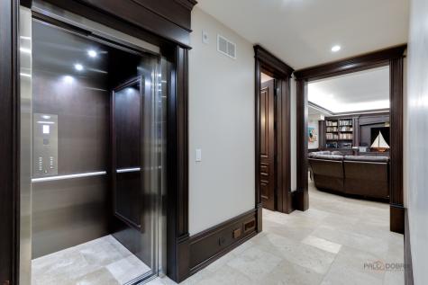 595 Circle Lane Lake Forest IL 60045