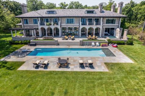 595 Circle Lane Lake Forest IL 60045