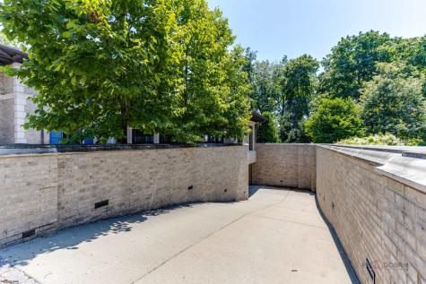 595 Circle Lane Lake Forest IL 60045