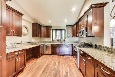 32362 North Pine Avenue Grayslake IL 60030
