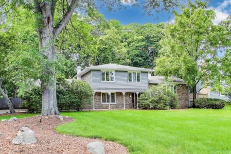 32362 North Pine Avenue Grayslake IL 60030