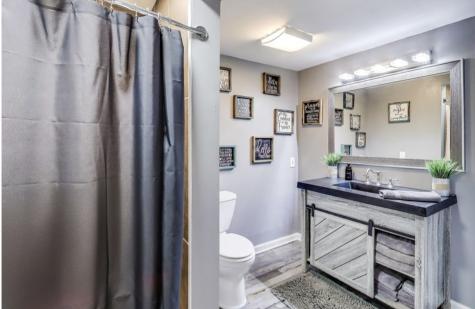 32362 North Pine Avenue Grayslake IL 60030