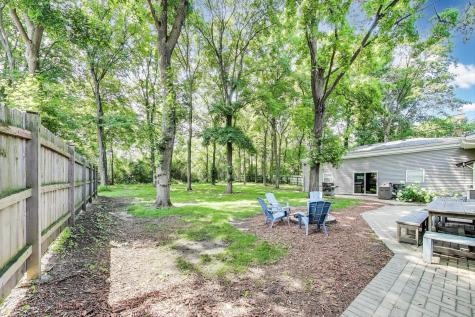 32362 North Pine Avenue Grayslake IL 60030