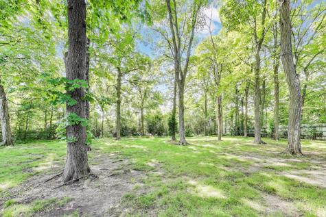 32362 North Pine Avenue Grayslake IL 60030