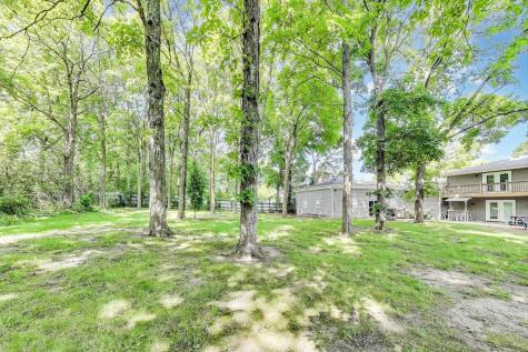 32362 North Pine Avenue Grayslake IL 60030