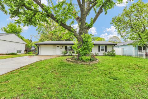 1008 Stratford Drive Champaign IL 61821