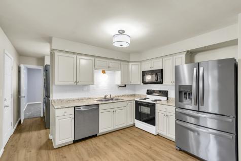 1008 Stratford Drive Champaign IL 61821