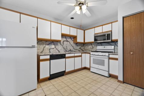 2750 Shelly Lane Aurora IL 60504