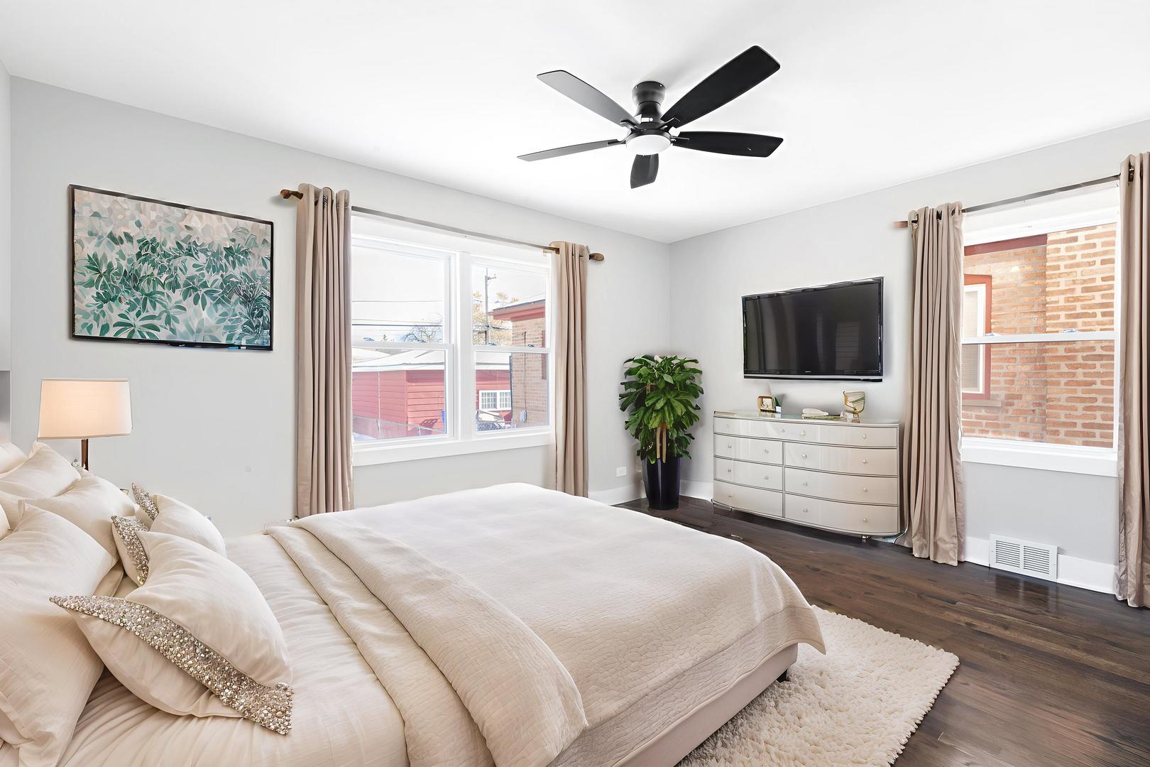 9633 South Yale Avenue Chicago IL 60628