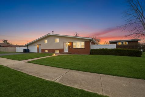 10725 South Rutherford Avenue Worth IL 60482