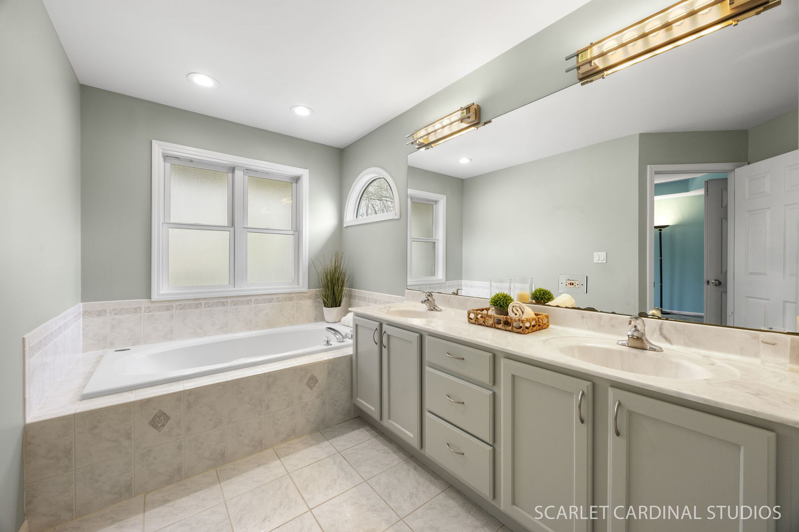 2494 Adamsway Drive Aurora IL 60502