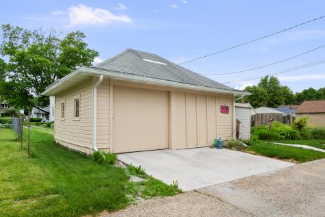 1537 43RD Street Rock Island IL 61201