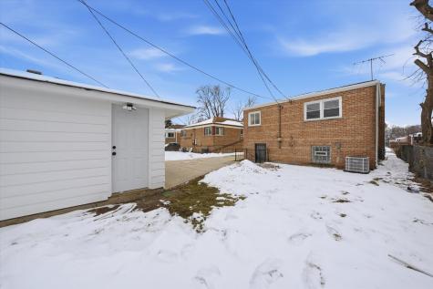 14223 University Avenue Dolton IL 60419
