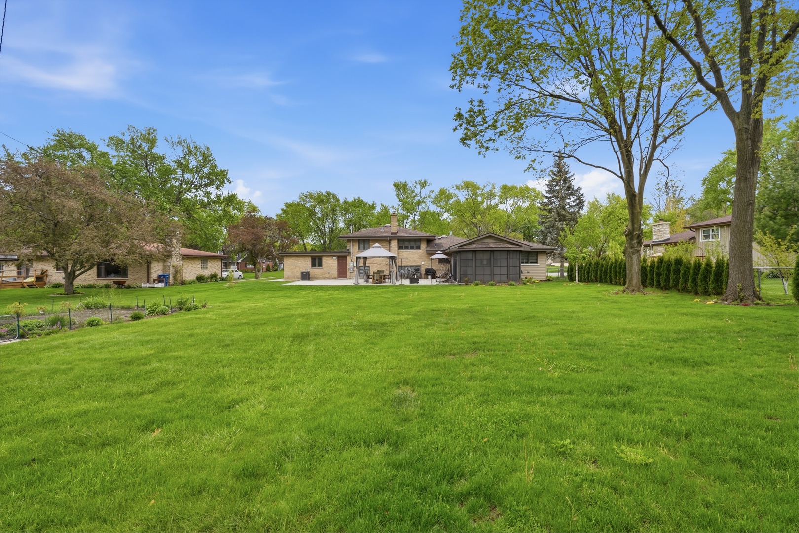 212 East Monterey Avenue Schaumburg IL 60193