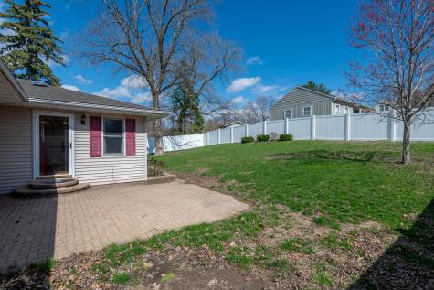 1018 Tee Street Dixon IL 61021