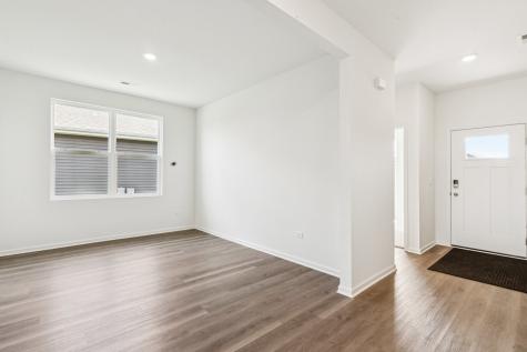 1270 Wild Tulip Circle Bartlett IL 60103