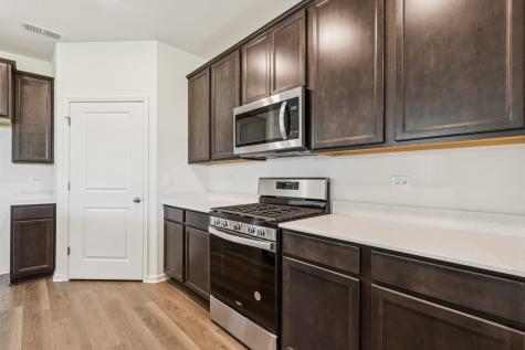 1270 Wild Tulip Circle Bartlett IL 60103