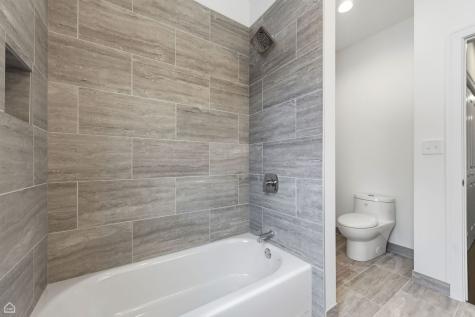 2832 West Wilcox Street Chicago IL 60612