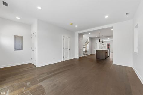 2832 West Wilcox Street Chicago IL 60612