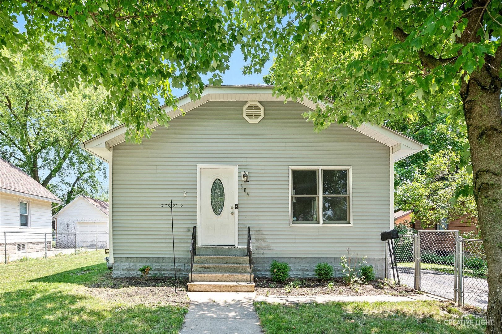 504 South Gladstone Avenue Aurora IL 60506