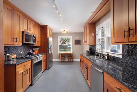 826 North Main Street Naperville IL 60563