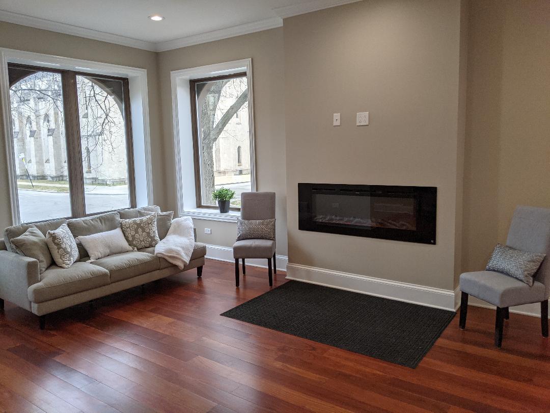 4558 South Ellis Avenue Chicago IL 60653