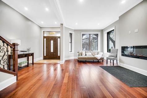4558 South Ellis Avenue Chicago IL 60653