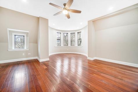 4558 South Ellis Avenue Chicago IL 60653