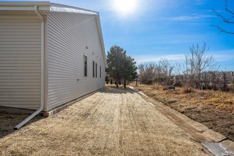 566 Fuller Lane Belvidere IL 61008