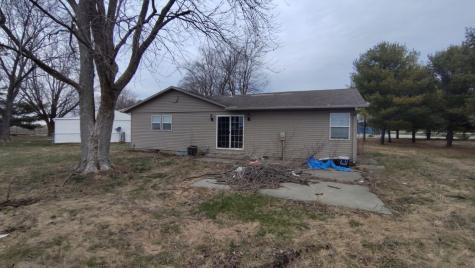 3 Apple Drive Mattoon IL 61938