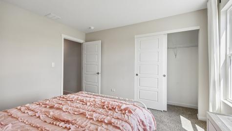 1111 Vista Court Hampshire IL 60140