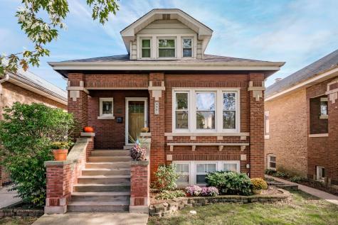 2421 Wesley Avenue Berwyn IL 60402