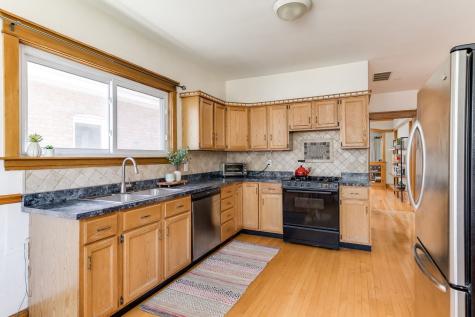 2421 Wesley Avenue Berwyn IL 60402