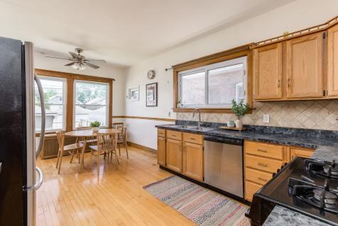 2421 Wesley Avenue Berwyn IL 60402