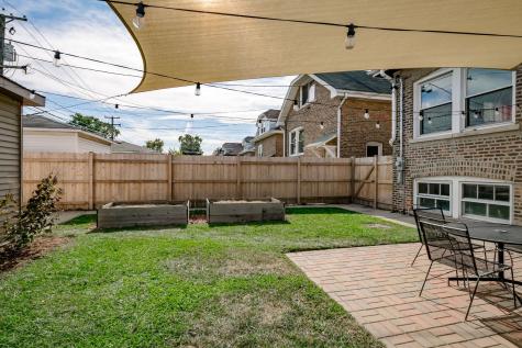 2421 Wesley Avenue Berwyn IL 60402