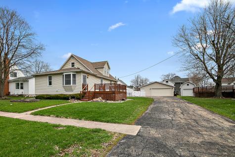 203 East Lake Street Ashkum IL 60911