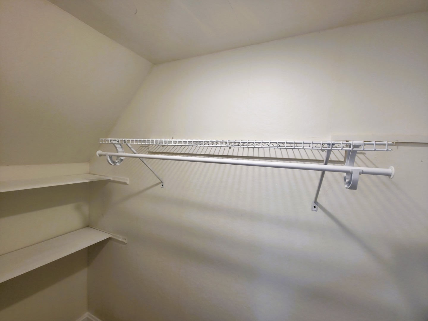 10055 South Oglesby Avenue Chicago IL 60617