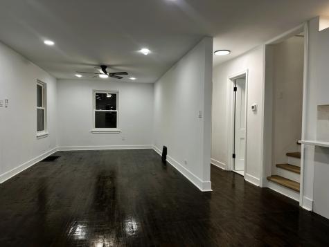 10055 South Oglesby Avenue Chicago IL 60617