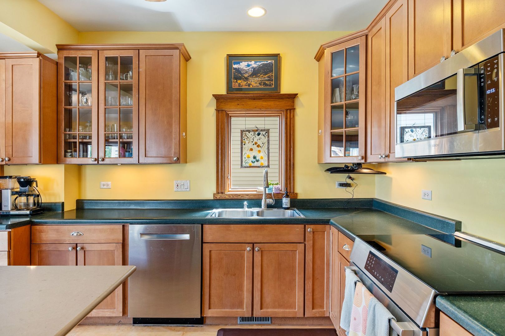 5236 West Cuyler Avenue Chicago IL 60641